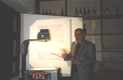 aerop01.JPG (18635 byte)